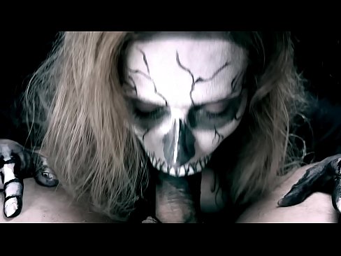 ❤️ Gadis iblis mengisap ayam dengan mulut hitamnya dan menelan air mani. ️ Video porno di porno id.it-com.top